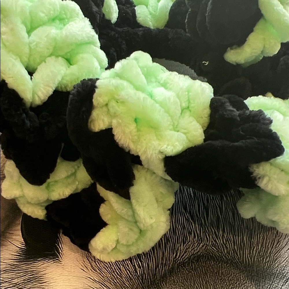 Handmade Crochet Scrunchies - Set of 2 - Picture 3 of 3